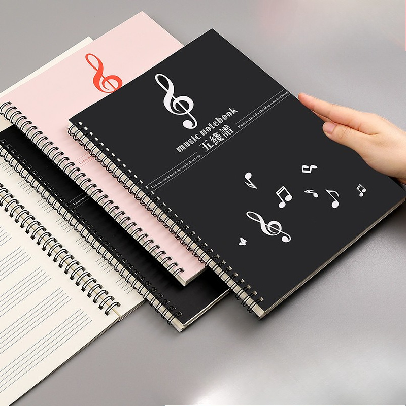 Blank Sheet Music Notebook - Спиральный блокнот для нот с широкой